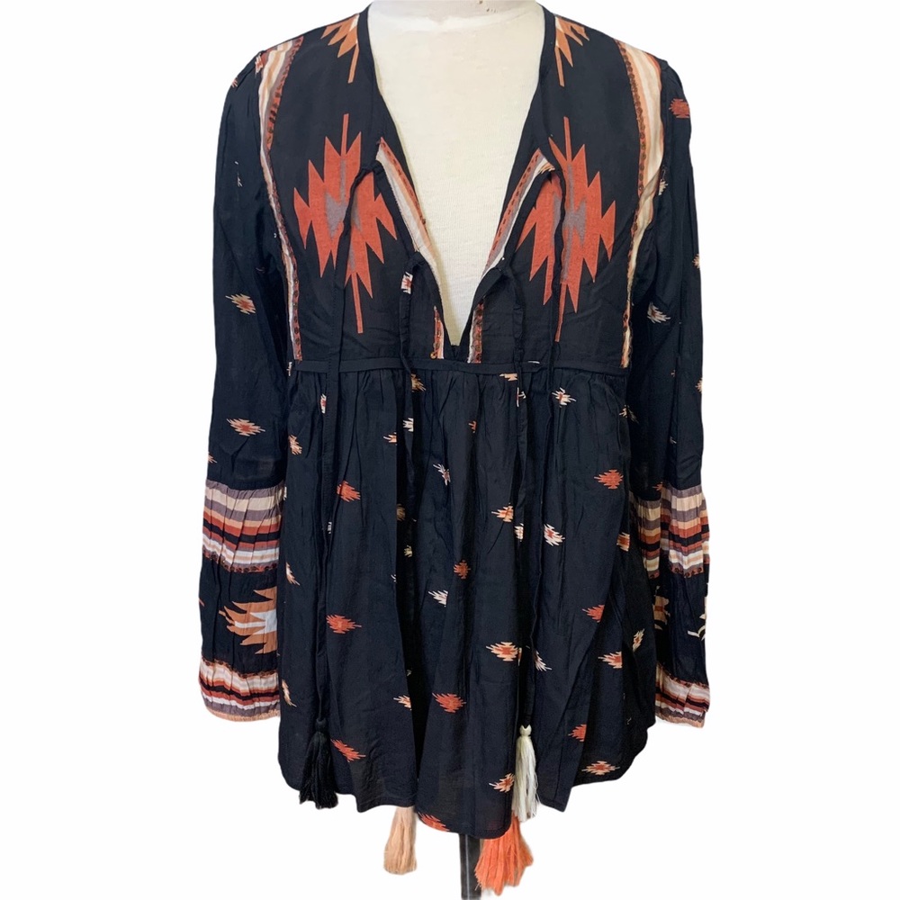 NWT Miss June Arizona Aztec boho top
